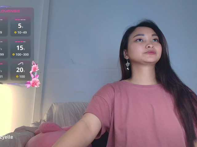 RozyBlack live webcam show