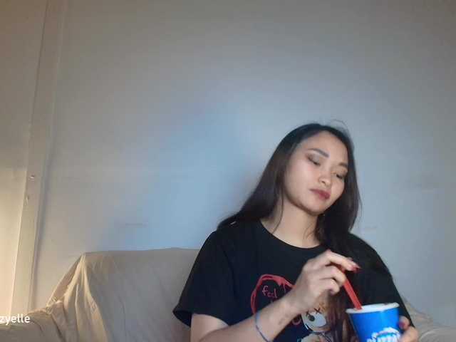 RozyBlack live cam on BongaCams