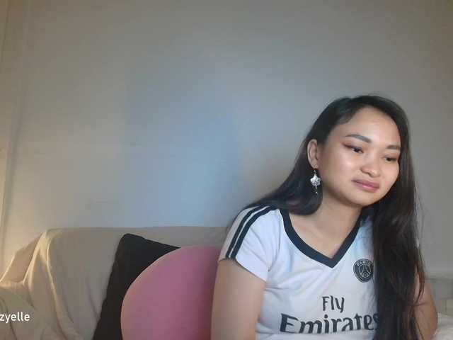 RozyBlack live cam on BongaCams