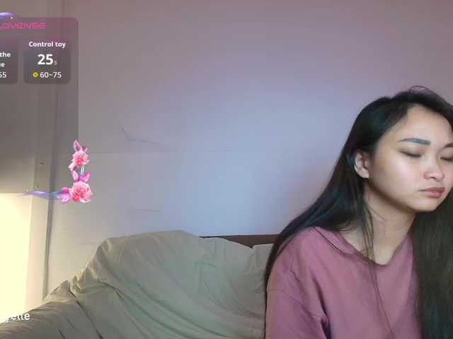 RozyBlack live cam on BongaCams