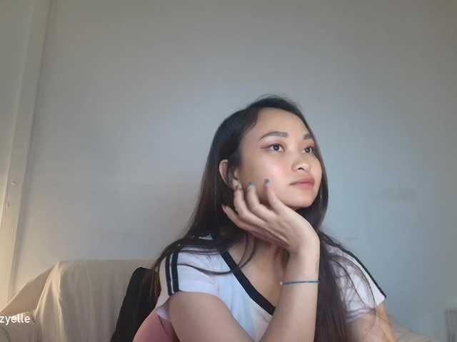 RozyBlack live cam on BongaCams