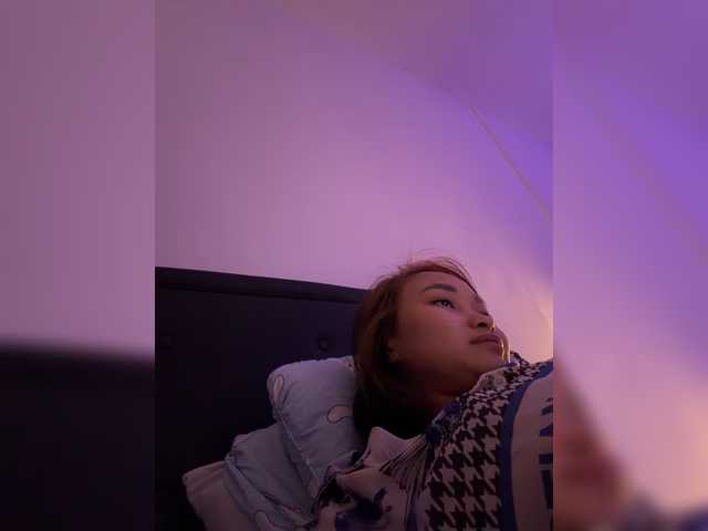 RozyElle — live female cam