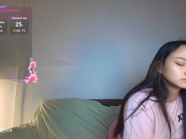 RozyBlack live cam on BongaCams