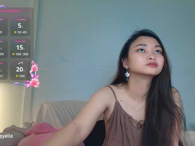 RozyBlack live cam on BongaCams