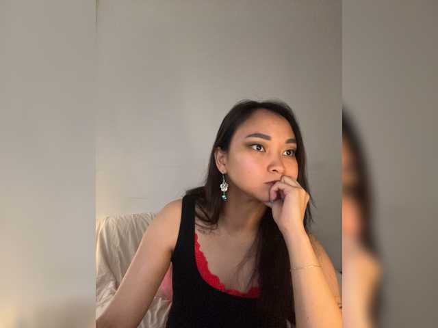RozyBlack live cam on BongaCams