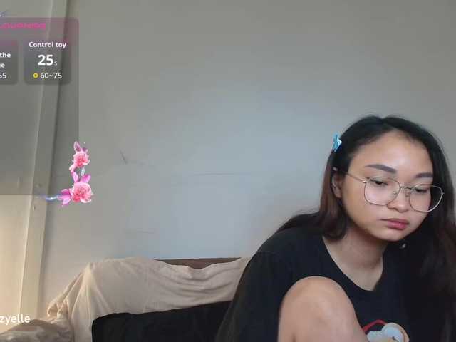 RozyBlack live cam on BongaCams