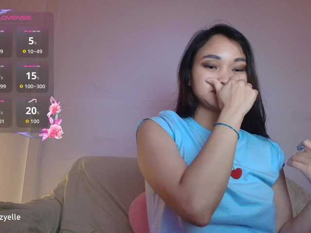 RozyBlack live cam on BongaCams