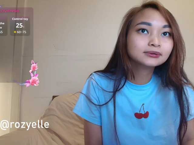 RozyBlack live cam on BongaCams
