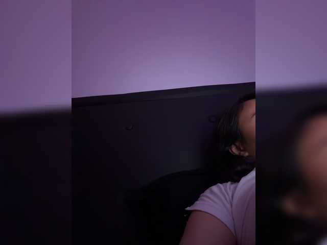 RozyBlack live cam on BongaCams