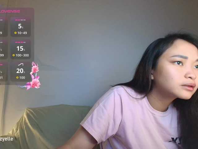 RozyBlack live cam on BongaCams