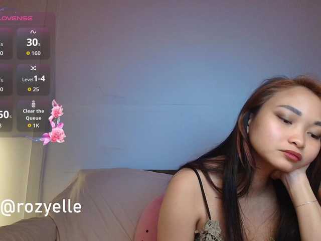 RozyBlack live cam on BongaCams