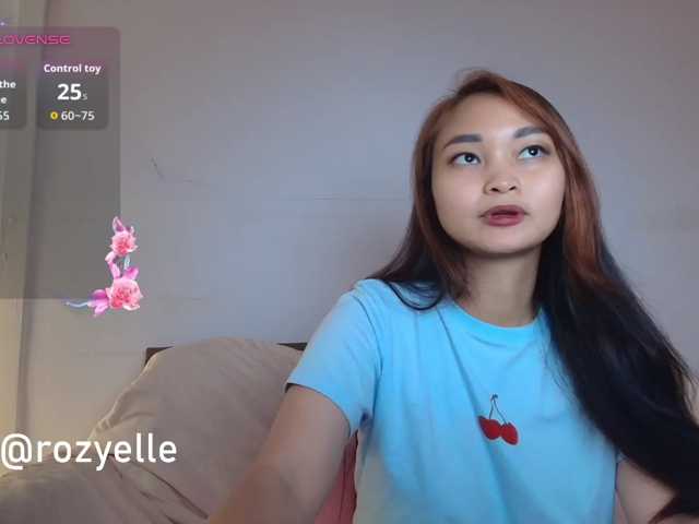 RozyBlack live cam on BongaCams