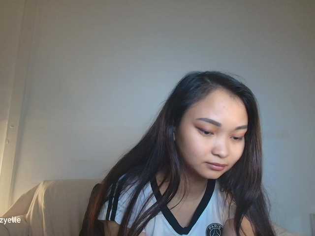 RozyBlack live cam on BongaCams