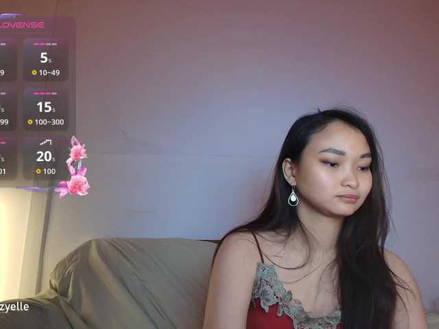 RozyBlack live cam on BongaCams