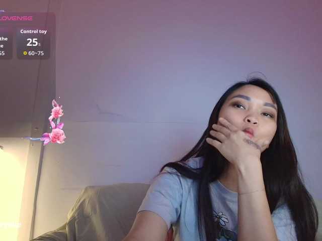 RozyBlack live cam on BongaCams