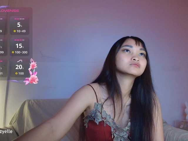 RozyBlack live cam on BongaCams