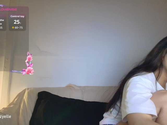 RozyBlack live cam on BongaCams