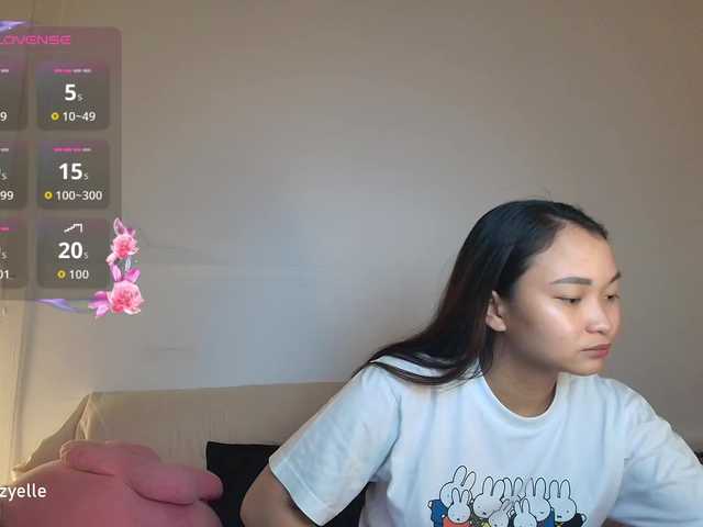RozyBlack live cam on BongaCams