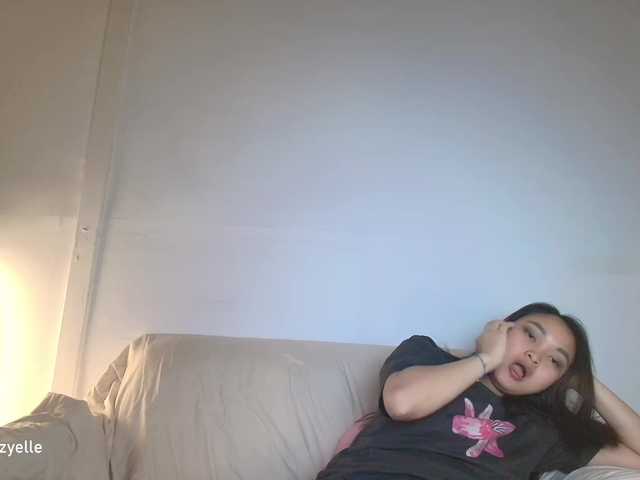 RozyBlack live cam on BongaCams