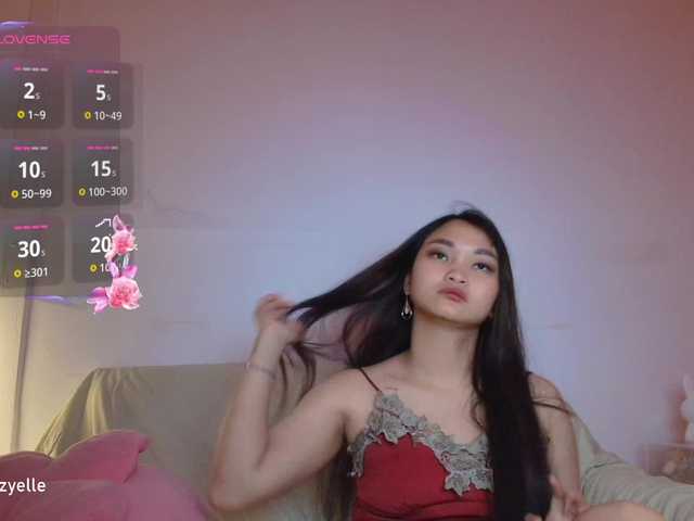 RozyBlack live cam on BongaCams