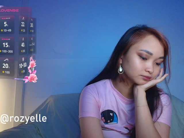 RozyBlack live cam on BongaCams