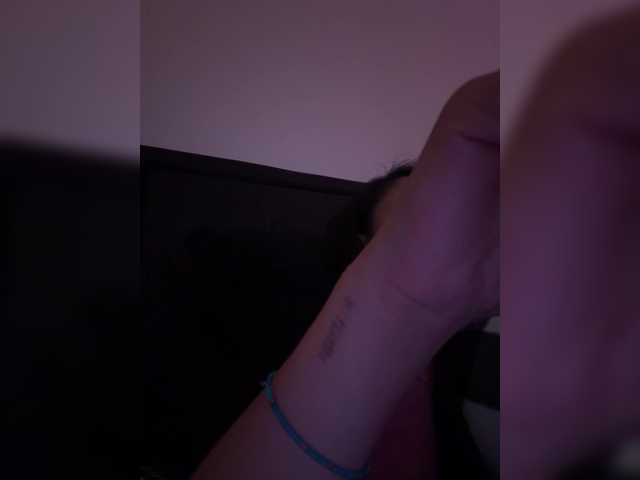 RozyBlack live cam on BongaCams