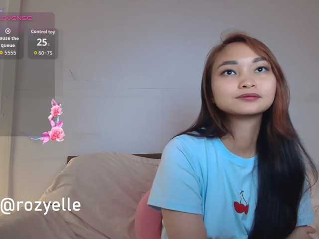 RozyBlack live cam on BongaCams