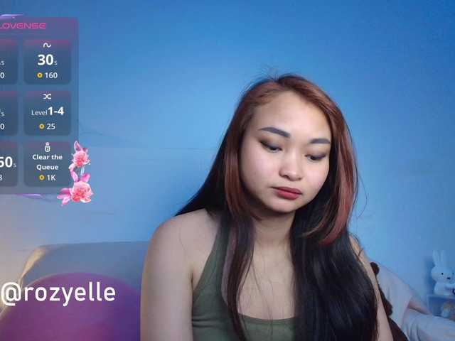 RozyBlack live cam on BongaCams