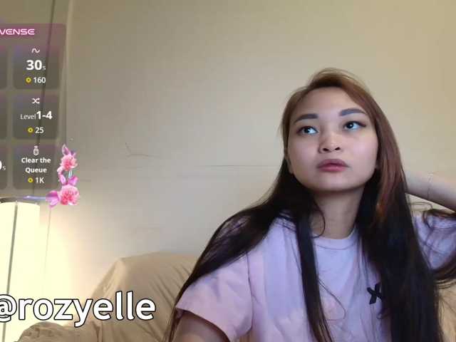 RozyBlack live cam on BongaCams
