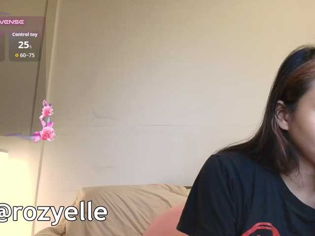RozyBlack live cam on BongaCams