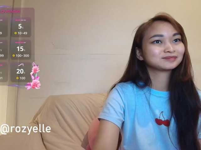 RozyBlack live cam on BongaCams