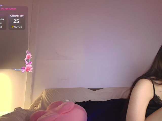 RozyBlack live cam on BongaCams