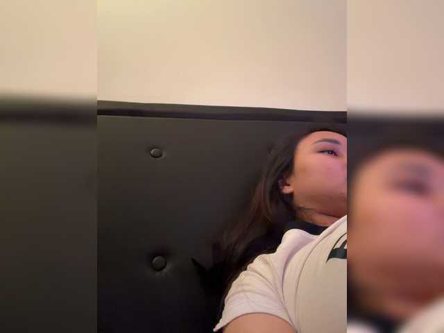 RozyBlack live cam on BongaCams