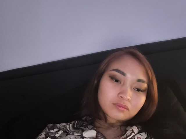 RozyBlack live cam on BongaCams