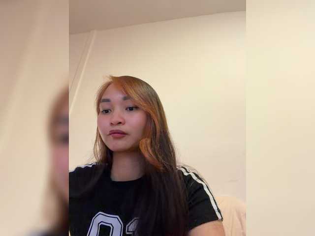 RozyElle live cam preview