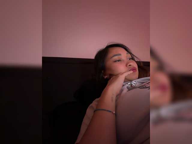 RozyBlack live cam on BongaCams