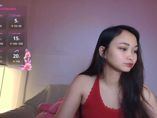 RozyBlack live cam on BongaCams