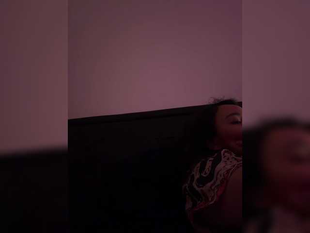 RozyBlack live cam on BongaCams