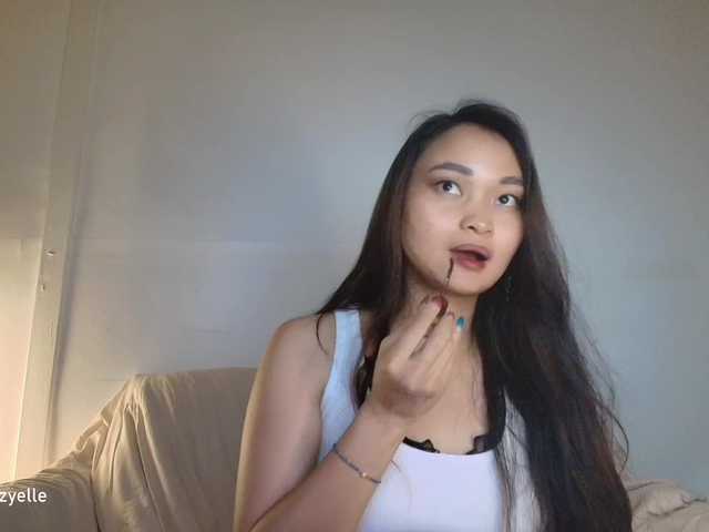 RozyBlack live cam on BongaCams