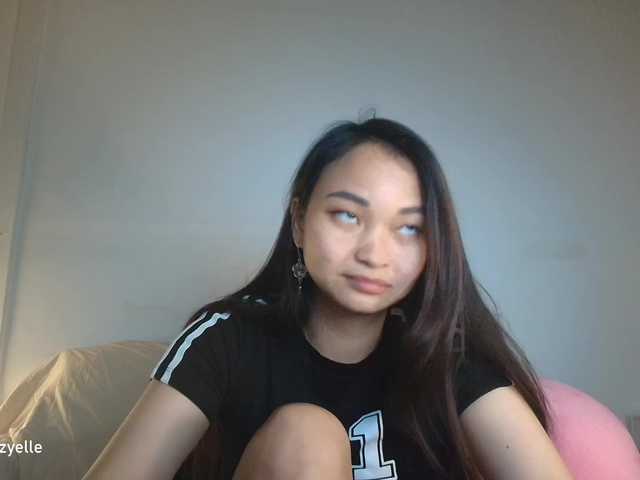 RozyBlack live cam on BongaCams