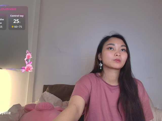 RozyBlack live webcam show