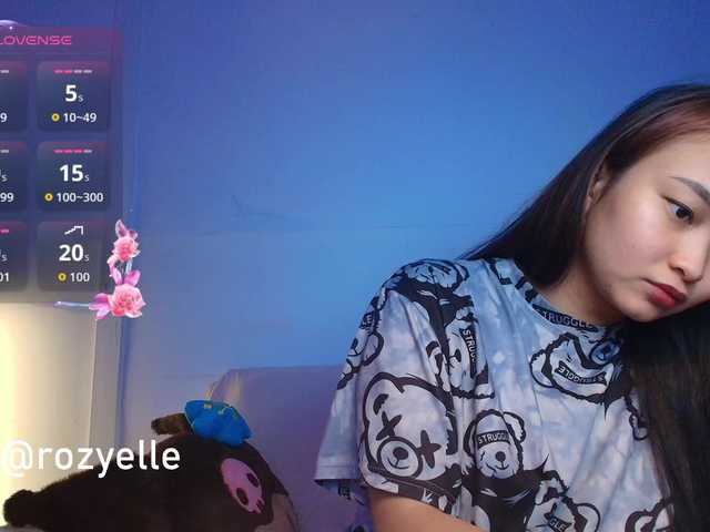 RozyBlack live cam on BongaCams