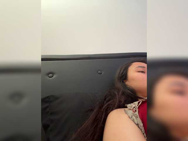 RozyBlack live cam on BongaCams