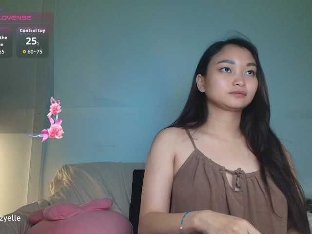 RozyBlack live webcam show