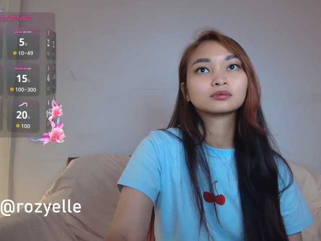 RozyBlack live cam on BongaCams