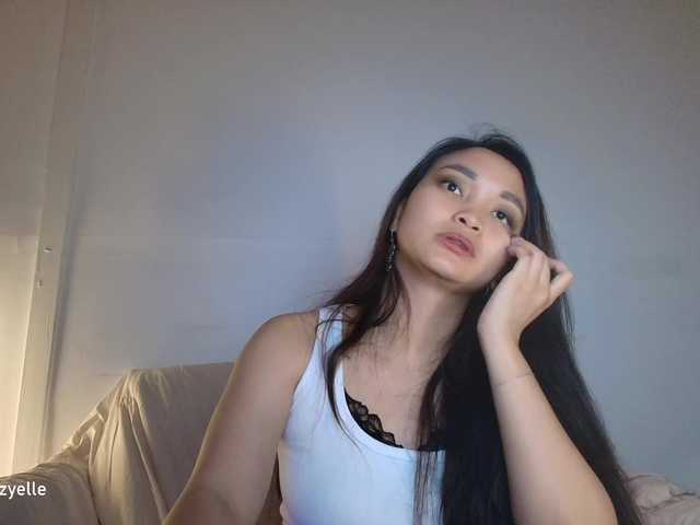 RozyBlack live cam on BongaCams