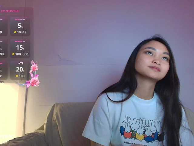 RozyBlack live cam on BongaCams