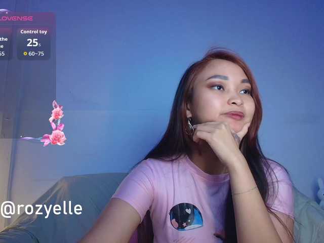 RozyBlack live cam on BongaCams