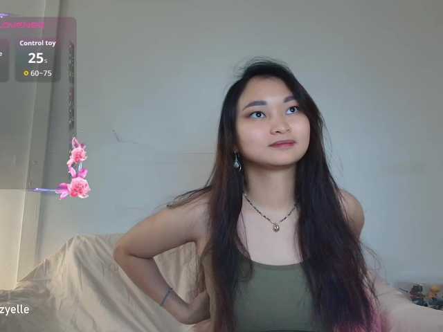RozyBlack live cam on BongaCams