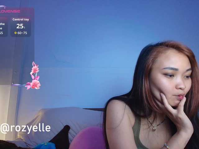 RozyBlack live cam on BongaCams